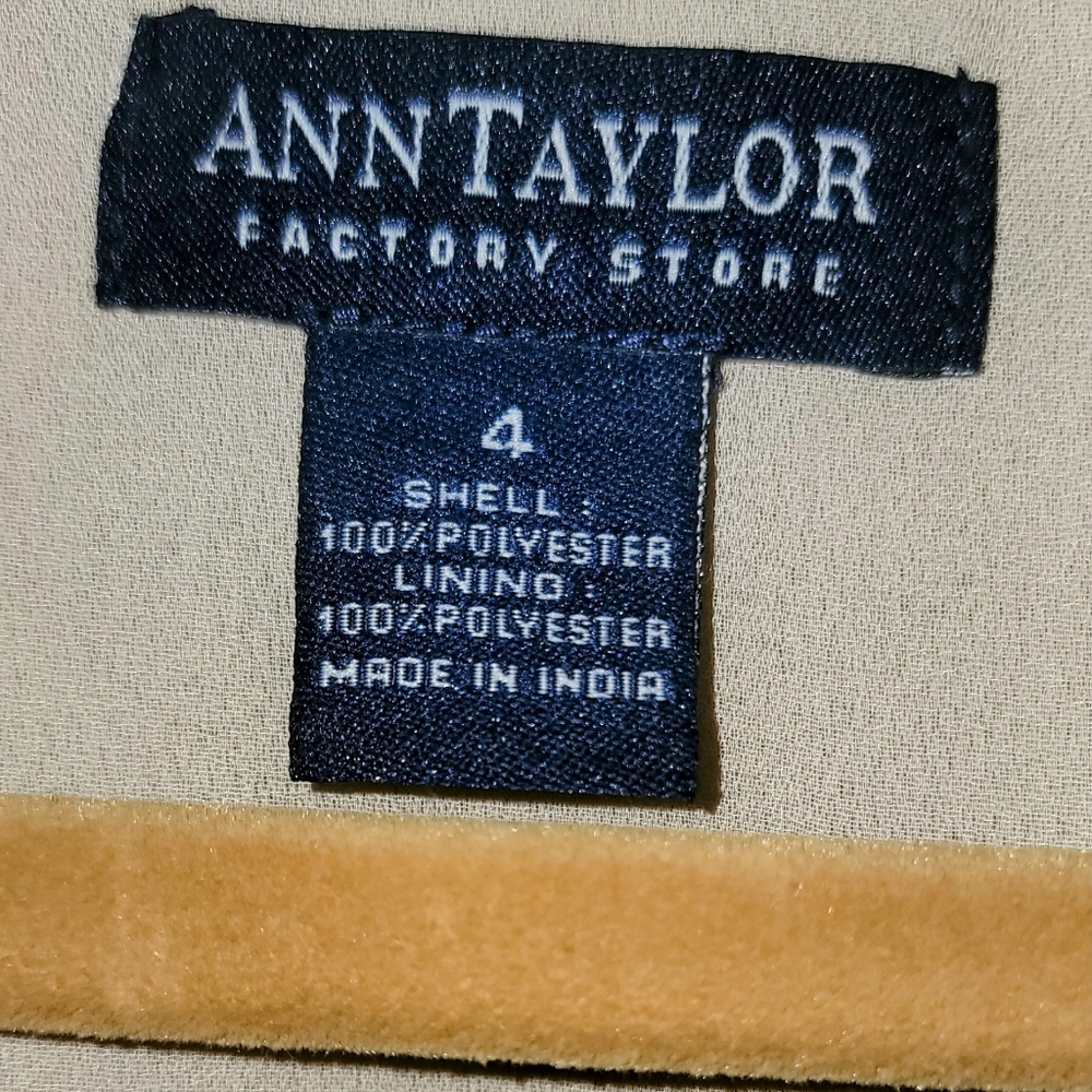 Ann Taylor chiffon blouse - Picture 3 of 9